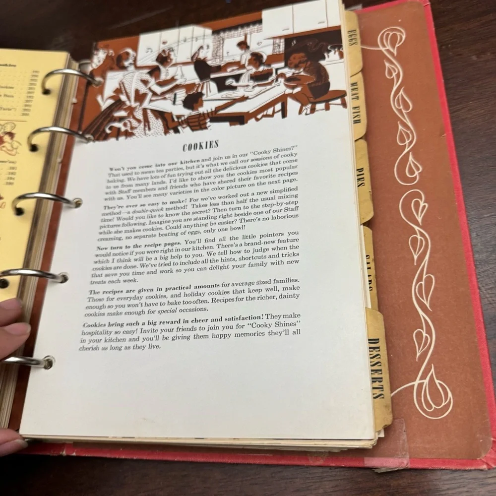 Vintage Betty Crockers Picture Cookbook 1950s